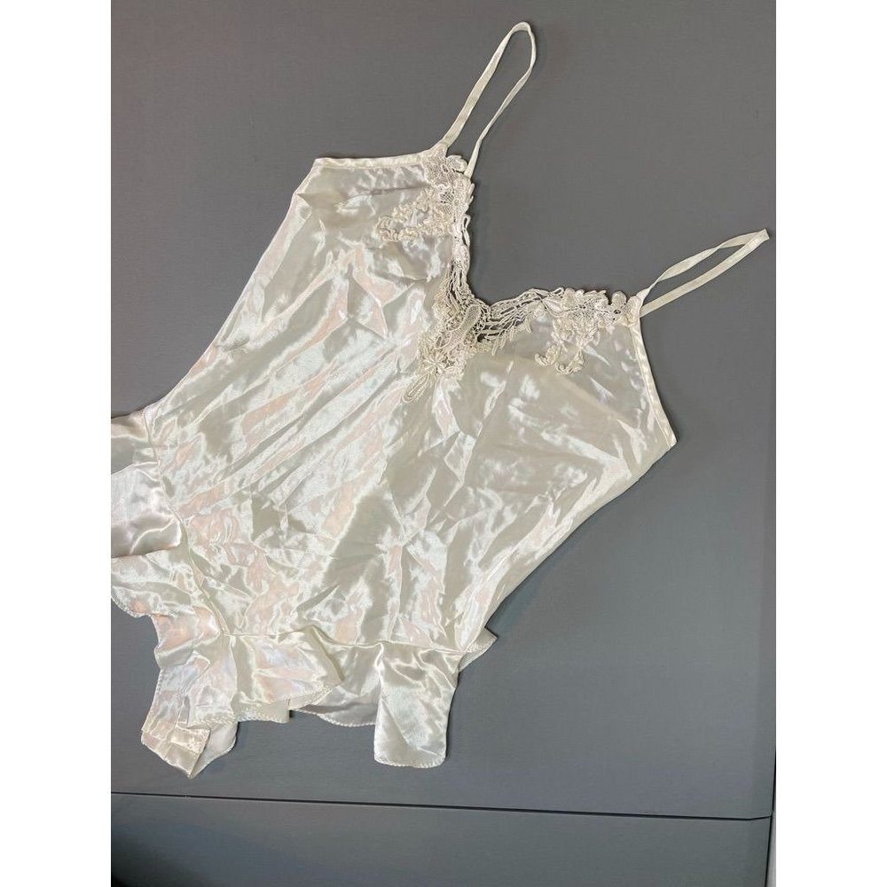 California Dynasty vintage women's small ivory satin bodysuit‎ lingerie bridal